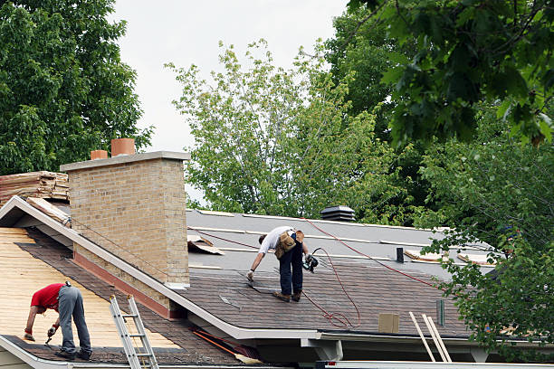 Best Local Roofing Companies  in Greentown, IN
